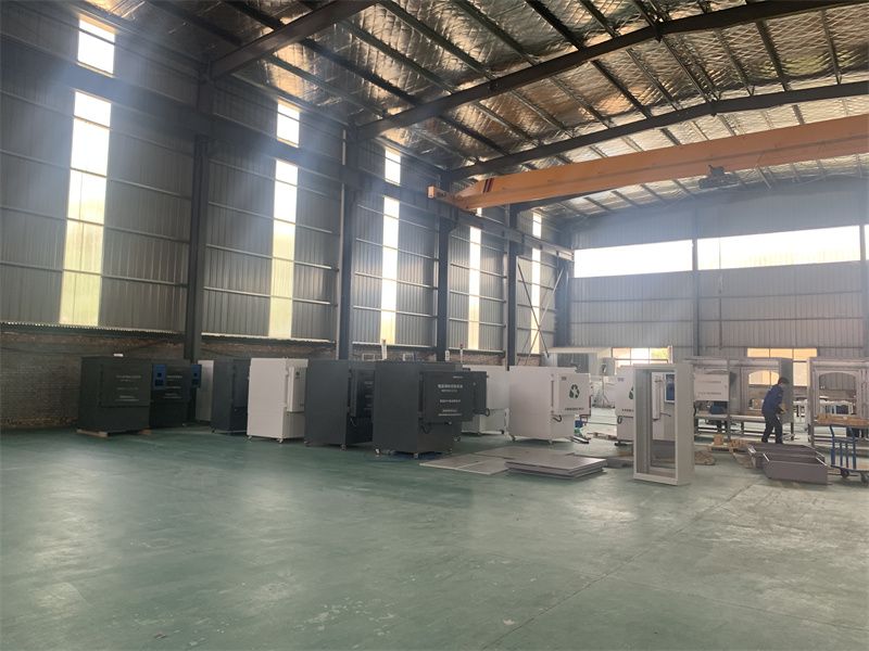 高溫升降爐的特點是什么？